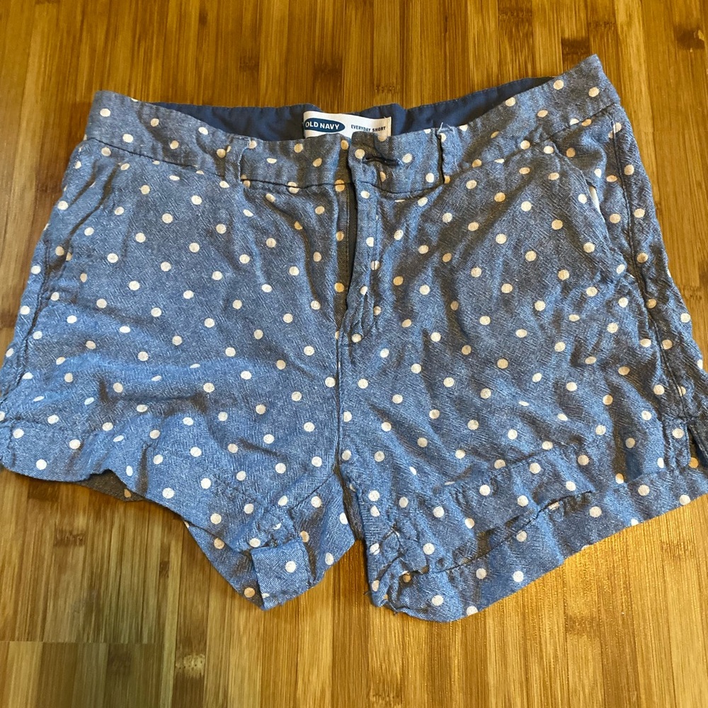 Old navy polka dot shorts